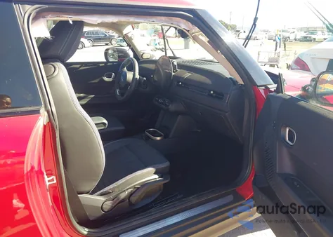 2025 Mini Hardtop Cooper S из США, поврежденный, VIN WMW23GD08S2W21820